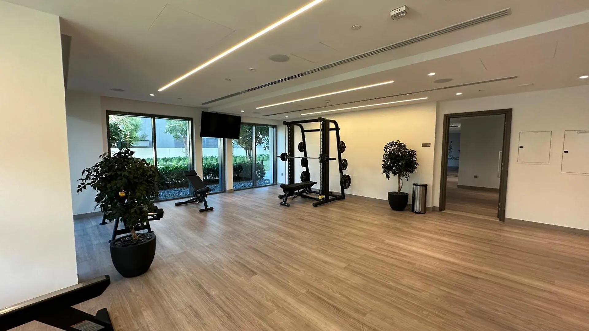 Direct Burj Khalifa Views / 5 Min Walk From Dubai Mall / Designer Choice / 6 People / New Building / Balcony 0*,  Forenede Arabiske Emirater