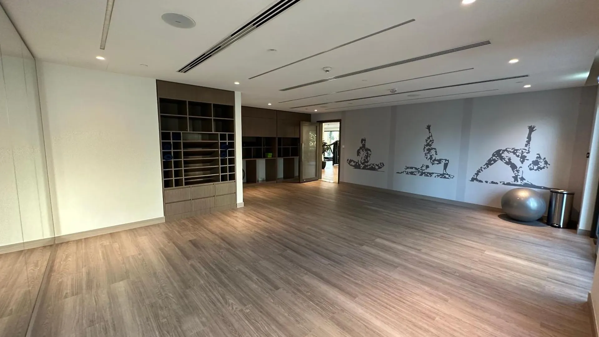 Lejlighed Direct Burj Khalifa Views / 5 Min Walk From Dubai Mall / Designer Choice / 6 People / New Building / Balcony Forenede Arabiske Emirater
